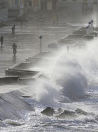 Silný vítr zasáhl město Wimereux na severu Francie