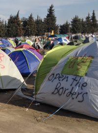 Uprchlický tábor na řecko-makedonské hranici u vesničky Idomeni