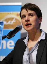 Předsedkyně pravicové Alternativy pro Německo (AfD) Frauke Petryová