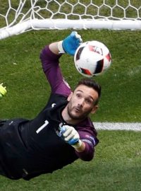 Francouzský brankář Hugo Lloris