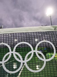 Tenisty na olympijských hrách v Riu ve středu nepustil na kurty déšť