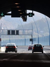 Městský okruh v Praze, Lochkovský tunel