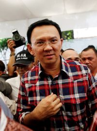 Basuki Purnama známější pod přezdívkou Ahok