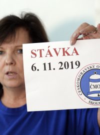 Místopředsedkyně Českomoravského odborového svazu pracovníků školství Markéta Seidlová na tiskové konferenci k vyhlášení stávky ve školách