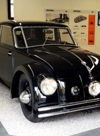 Prvorepubliková Tatra 77a