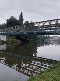 Takzvaný Klapák nebo také Železňák, který spojuje Malšovice se Slezským Předměstím, projde celkovou opravou