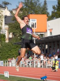 Adam Sebastian Helcelet při rozlučkovém závodě s profesionální kariérou