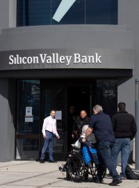 Fronta před Silicon Valley Bank