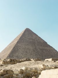 Pyramida