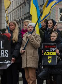 Shromáždění na podporu obránců Azovstalu, kteří jsou v ruském zajetí