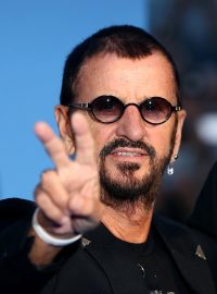 Bubeník Beatles Ringo Starr a zpěvák Beatles Paul McCartney