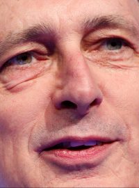 Britský ministr financí Philip Hammond ve středu podá demisi.