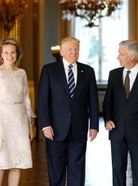 Americký prezident Trump s chotí a belgický král Phillippe s chotí.