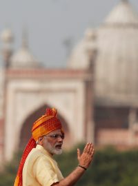 Indové slaví svůj den nezávislosti o den později než jejich soused Pakistán.