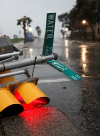 Hurikán Harvey dorazil na pobřeží státu Texas a napáchal zde značné škody