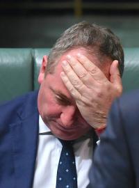 Končící australský místopředseda vlády Barnaby Joyce (vlevo) a premiér Malcolm Turnbull