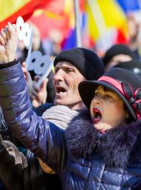 Zastánci sjednocení Moldavska s Rumunskem demonstrovali v centru Kišiněva