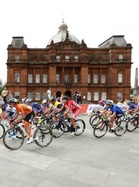 Cyklistický závod rozdělil Glasgow na dvě poloviny