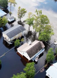 Hurikán Florence si vyžádal už nejméně 37 obětí