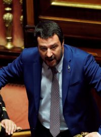 Italský vicepremiéra ministr vnitra Matteo Salvini v italském Senátu (archívní foto)