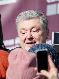 Ukrajinský prezident Petro Porošenko při setkání s voliči