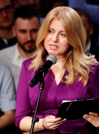 Advokátka a budoucí slovenská prezidentka Zuzana Čaputová při projevu, který pronesla po oznámení výsledků prezidentských voleb