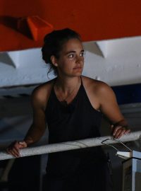Carola Racketeová, 31letá kapitánka lodi Sea-Watch 3