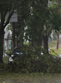 Americké Národní středisko pro hurikány nyní bouři označuje jako post tropický cyklón.