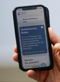 Německá Corona-Warn-App má zamezit dalšímu nekontrolovatelnému šíření koronaviru