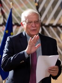Představitel unijní diplomacie Josep Borrell před schůzkou ministrů  zahraničí zemí Evropské unie.