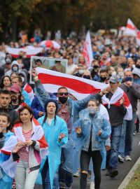 Nedělní protest demonstrující věnovali „politickým vězňům“ (archivní foto)