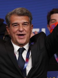 Novým předsedou FC Barcelona byl zvolen Joan Laporta