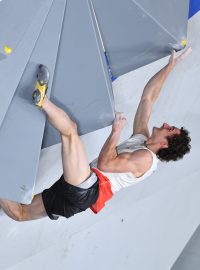 Adam Ondra v lezení na obtížnost na OH v Tokiu 2020 skončil druhý, celkově se umístil na šestém místě.