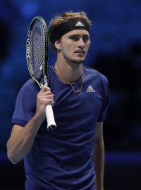 Německý tenista Alexander Zverev (na snímku) porazil v rozhodujícím třetím zápase Červené skupiny Turnaje mistrů v Turíně 6:2, 6:4 Poláka Huberta Hurkacze