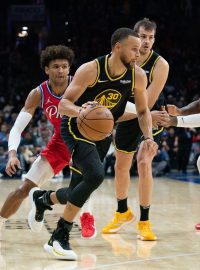 Stephen Curry v utkání proti Sixers