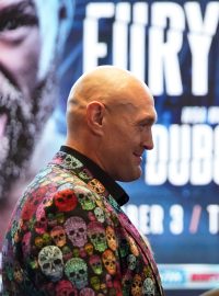 (Zleva) Tyson Fury a Derek Chisora