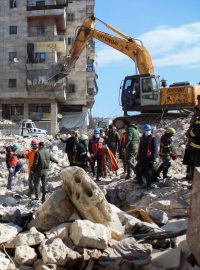 Záchranné práce v syrském Aleppu