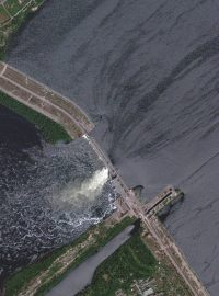 Satelitní snímek Kachovské přehrady před zničením