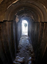Tunel, který podle izraelské armády vedl přes hranice z Gazy do Izraele (archivní foto z ledna 2018)