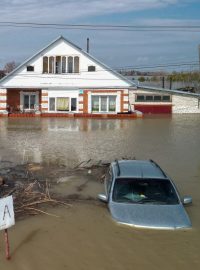 Záběry povodní z dronu v městě Petropavl v Kazachstánu