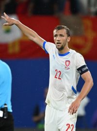 Tomáš Souček měl po zápase s Portugalskem zdravotní komplikace, v utkání s Gruzií by ale neměl chybět
