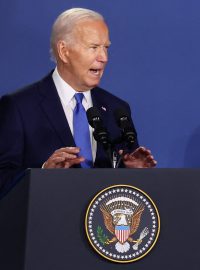 Joe Biden a Volodymyr Zelenskyj