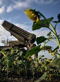 Ukrajinský raketomet RM-70 nedaleko Pokrovsku