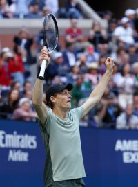 Jannik Sinner slaví vítězství na US Open