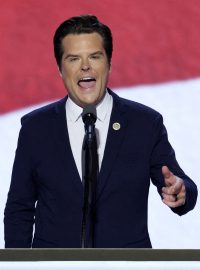 Republikán Matt Gaetz hovoří během třetího dne Republikánského národního sjezdu v sále Fiserv Forum v Milwaukee ve Wisconsinu, USA, 17. července 2024