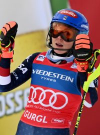 Americká lyžařka Mikaela Shiffrinová zvítězila slalom v Gurglu