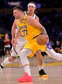 Basketbalisté Denver Nuggets prohráli s Los Angeles Lakers 108:120