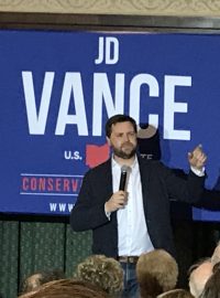 Konzervativní kandidát do senátu JD Vance