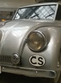 Tatra 87 cestovatelské dvojice Hanzelka - Zikmund