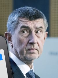 SMS reakce od premiéra Andreje Babiše, kterou poslal redaktorce iROZHLAS.cz